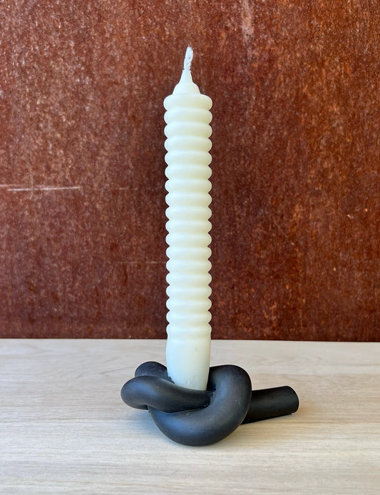 Black Knot Candle Holder