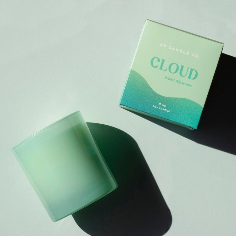Cloud Hue Violet Blossom Candle
