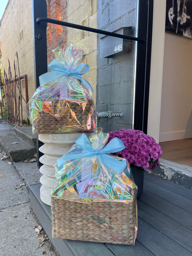 Large Customized Gift Basket - Welcome Home New Mommy